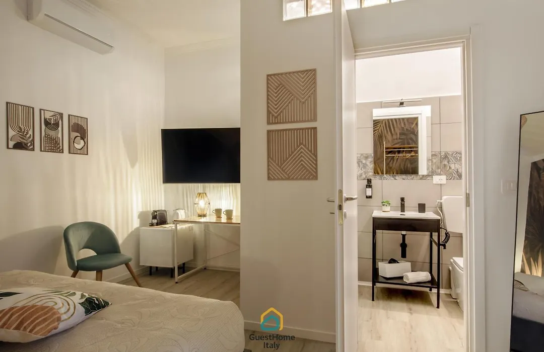 Fly Inn Fiumicino Guest House-1